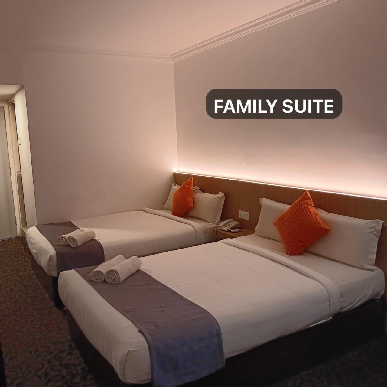 Go Lodge Hotel Kuantan Exterior photo